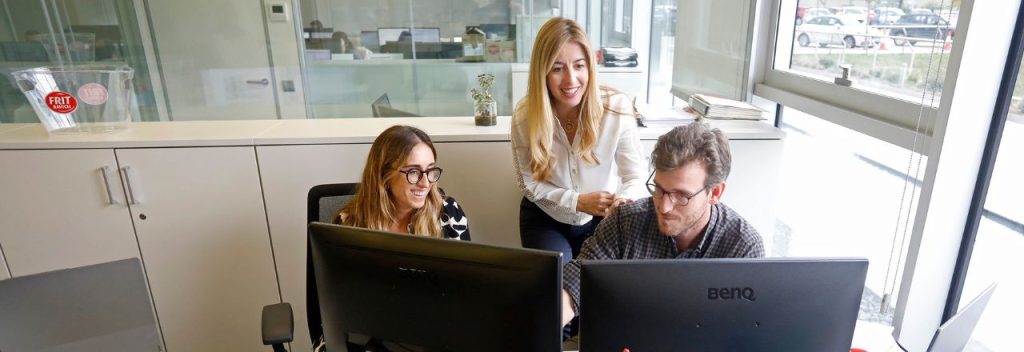 Frit Ravich - Equipo - Digitalización